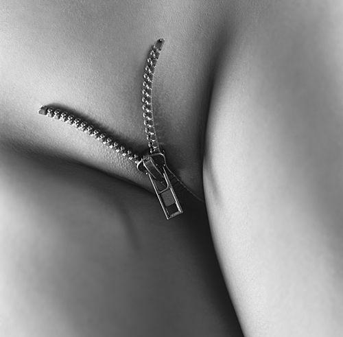 Bild markiert mit: Black and White, Art, Pussy