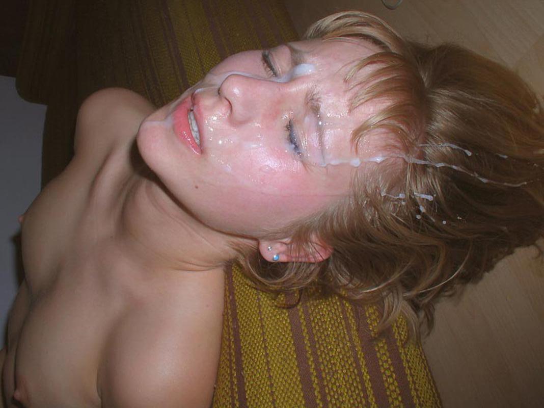 Bild markiert mit: Blonde, Cumshot, Facial, Sexy Wallpaper, Small Tits