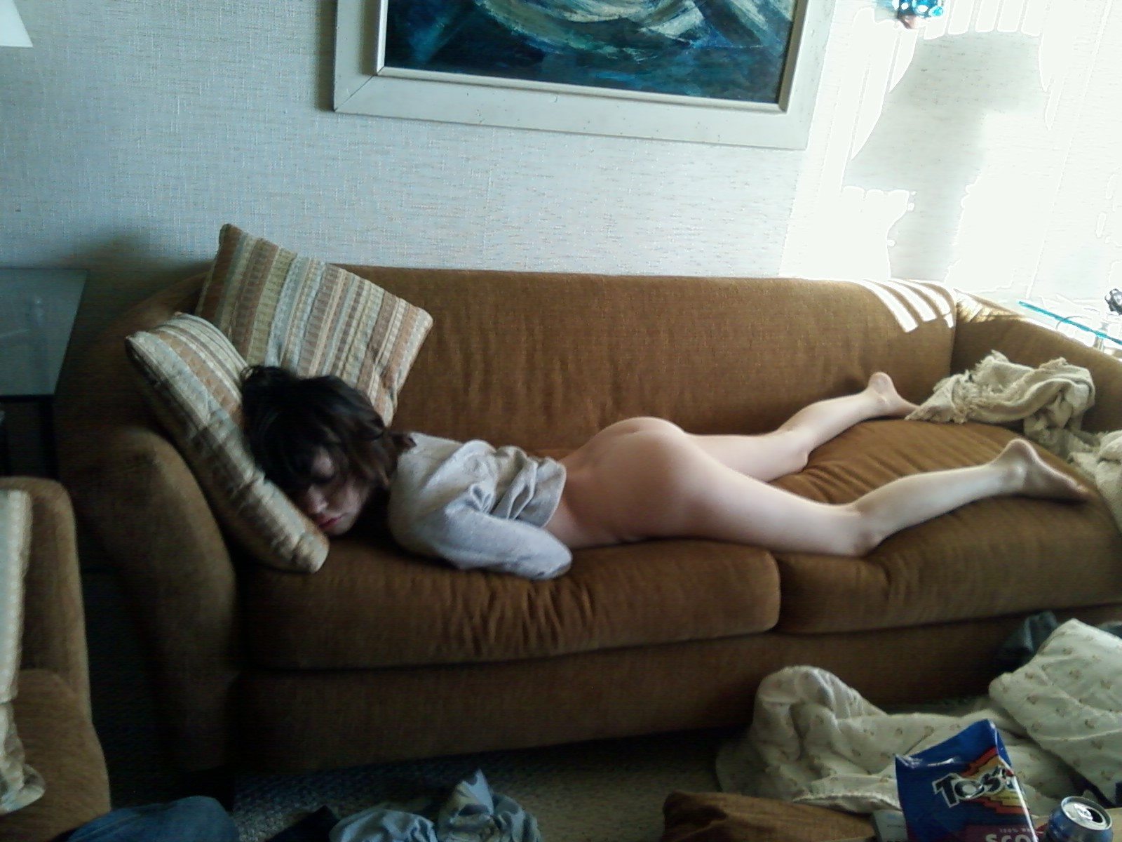 Bild markiert mit: Brunette, Feet, Legs, Sexy Wallpaper, Sleeping, Ass - Butt