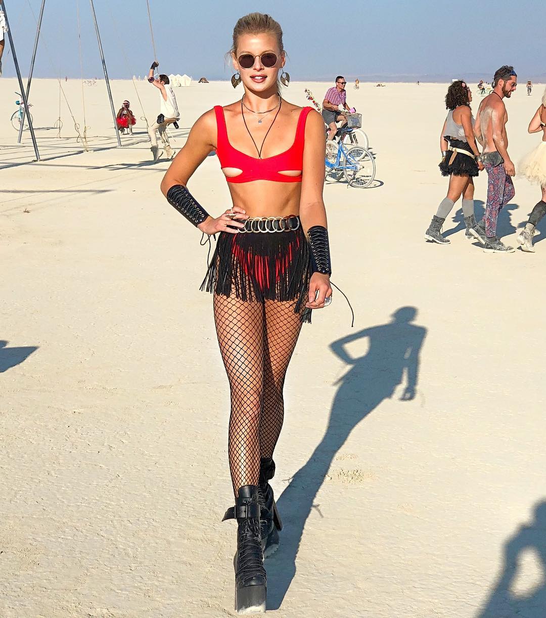 Bild markiert mit: Skinny, Abby Neff, American, Beach, Bikini, Blonde, Legs, Cute