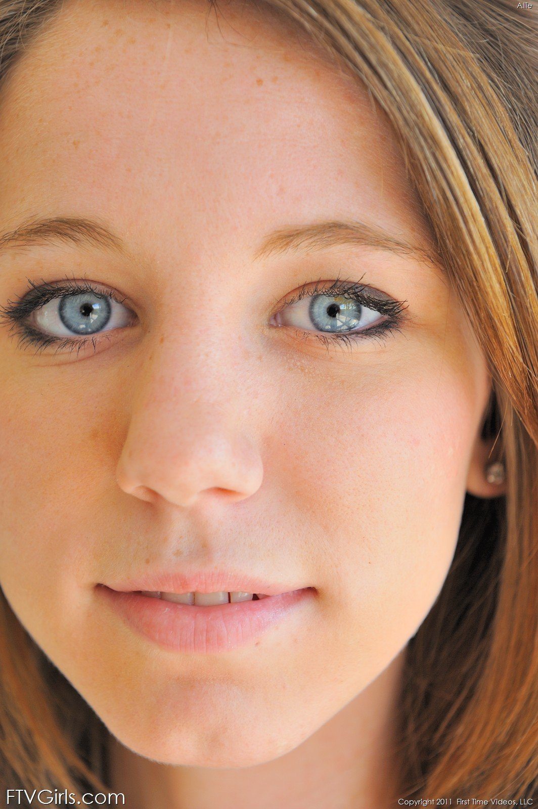 Bild markiert mit: Skinny, Allie Rose, American, Brunette, Eyes, FTV Girls, Close-up, Face, Safe for work