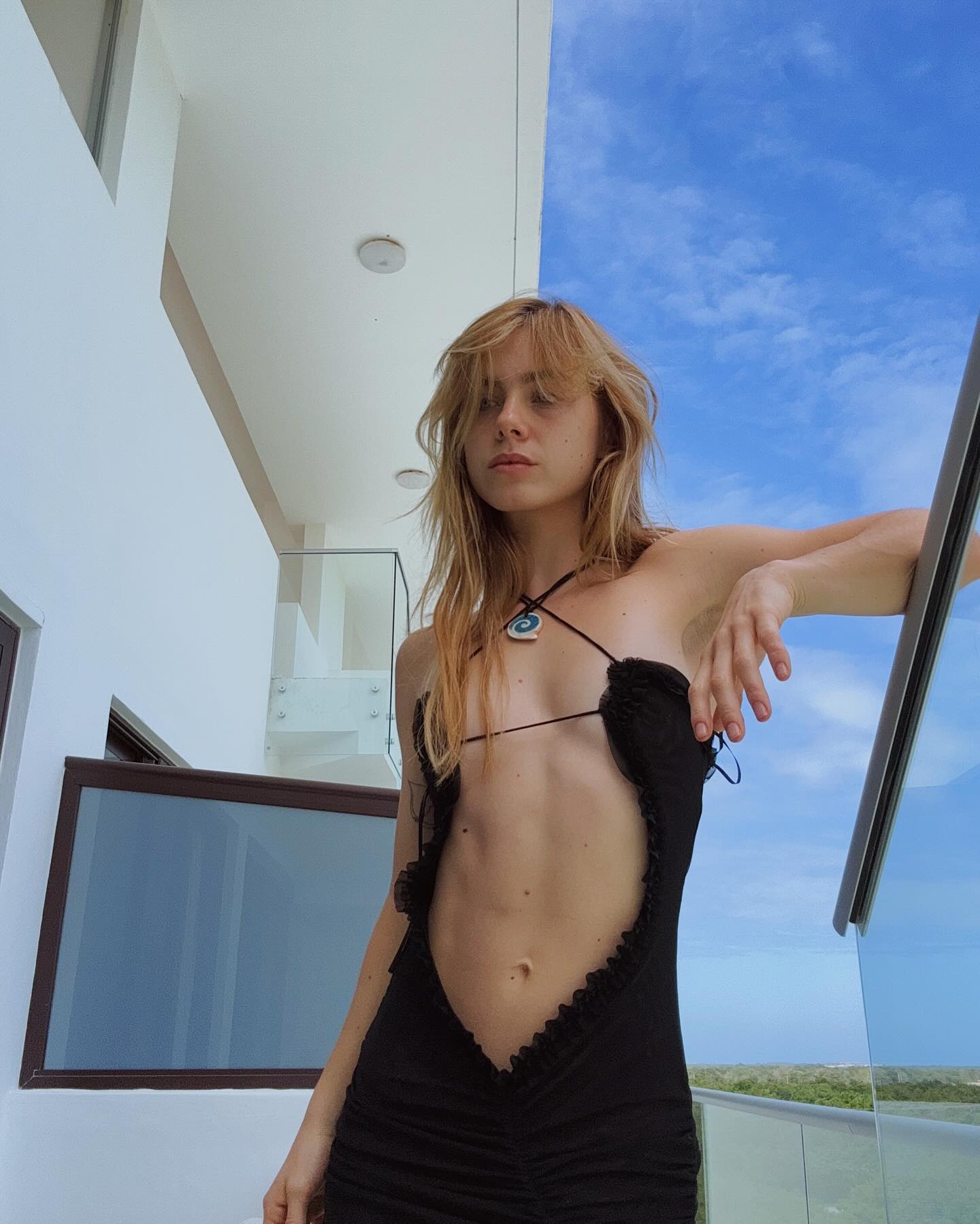 Bild markiert mit: Skinny, Blonde, Clara Galle, Spanish, Celebrity - Star, Cute, Small Tits, Tummy
