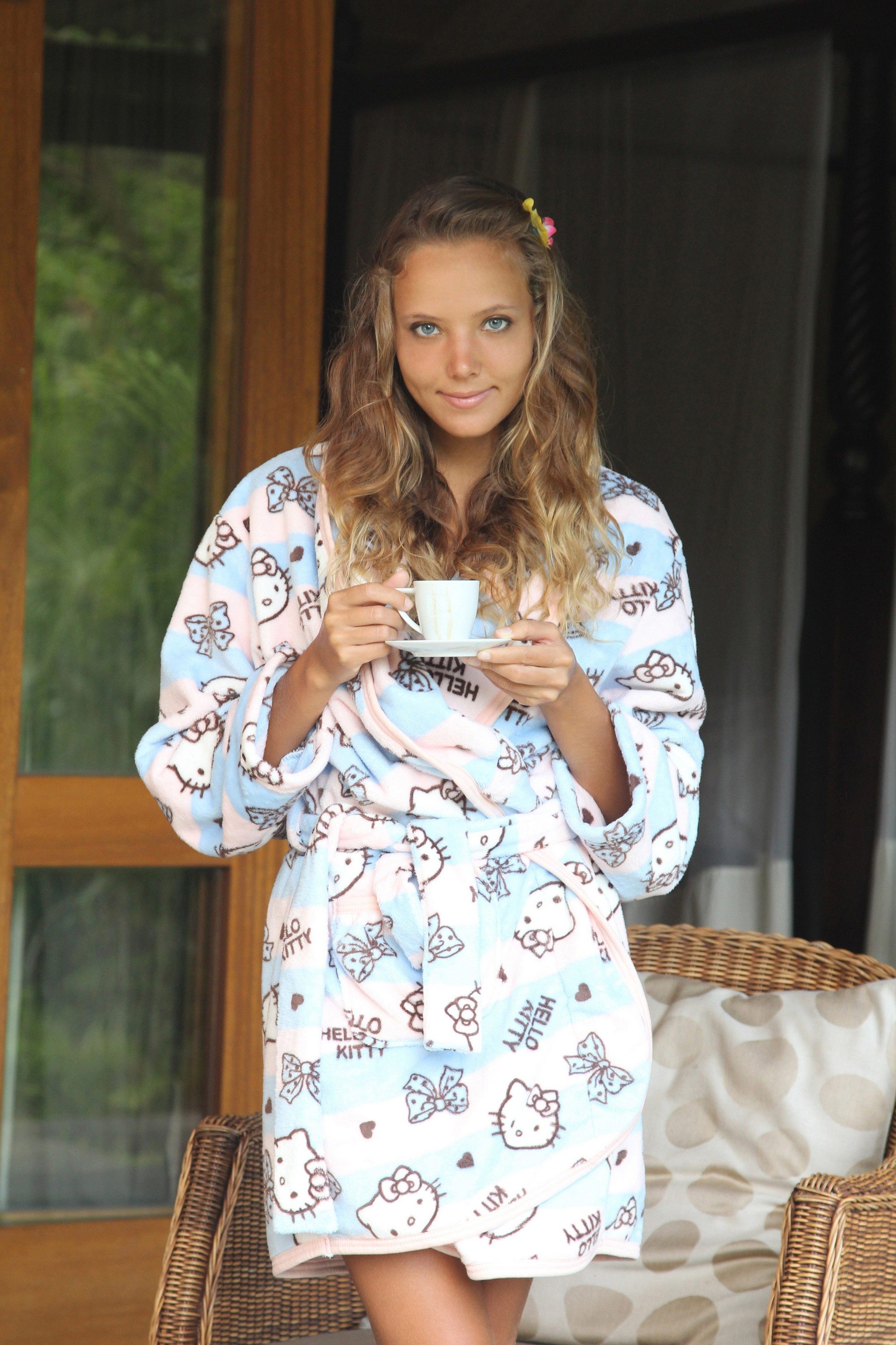 Bild markiert mit: Skinny, Blonde, Eyes, Good Morning, Katya Clover - Mango A, Russian, Smiling, X-Art, Cute, Safe for work