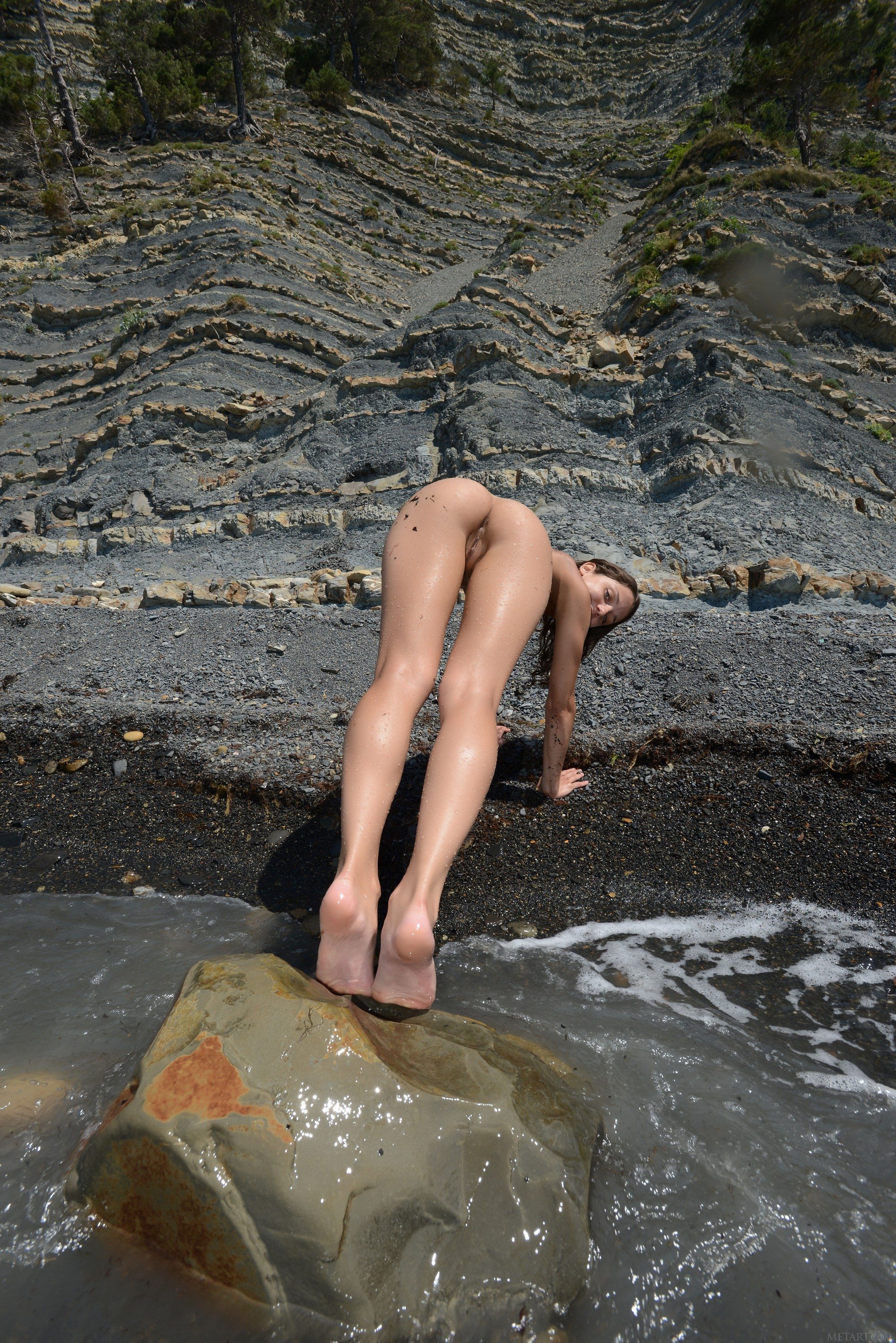 Bild markiert mit: Skinny, Brunette, Foxy Di - Nensi B - Medina U, MET Art, Mikhail Paramonov - Paromov, Nature, Nyuso, Russian