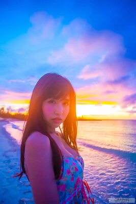 Bild markiert mit: Asian, Graphis, Momo Sakura, Beach, Cute, Japanese, Safe for work