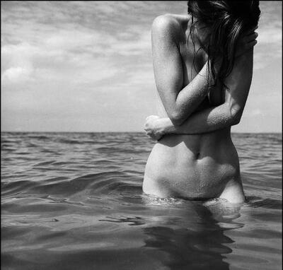 Bild markiert mit: Beach, Black and White, Tummy