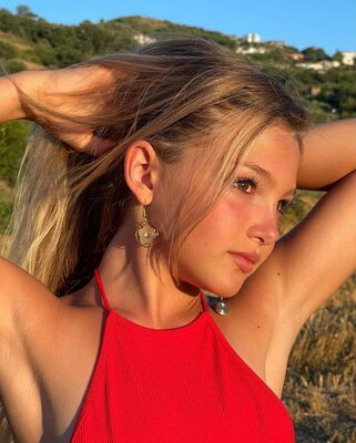 Bild markiert mit: Blonde, Susanne Regina, Cute, Eyes, Face, Italian, Nature