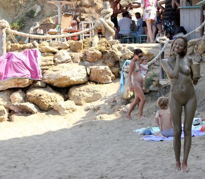 Bild markiert mit: Blonde, Katya Clover - Mango A, Muddy at the beach, Beach, Russian