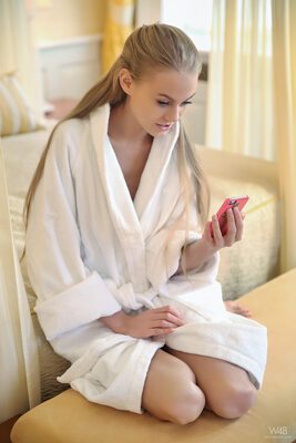 Bild markiert mit: Blonde, Nancy Ace - Nancy A, Second Day with Nancy, Ukrainian, Watch4Beauty, Cute, Safe for work