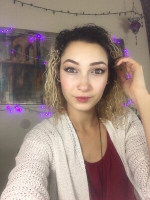 Bild markiert mit: Bambii Bonsai, Brunette, Camgirl, Chaturbate, nood.tv