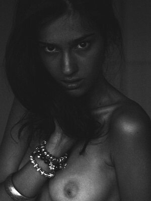 Bild markiert mit: Brunette, Black and White