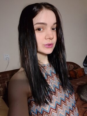 Bild markiert mit: Brunette, Camgirl, Chaturbate, MeowMeowMay