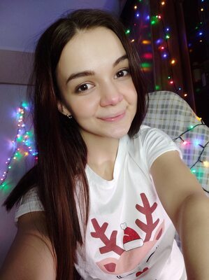 Bild markiert mit: Brunette, Camgirl, Chaturbate, MeowMeowMay