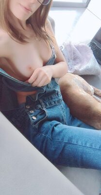 Bild markiert mit: Brunette, Chloe Lewis - newchloe18, Canadian, Flashing, Small Tits