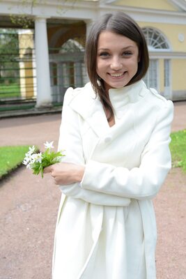 Bild markiert mit: Brunette, Foxy Di - Nensi B - Medina U, MET Art, Mikhail Paramonov - Paromov, Mirtila, Russian, Smiling, Cute, Safe for work