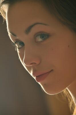 Bild markiert mit: Brunette, MET Art, Rich A, Tesojis, Close-up, Cute, Eyes, Face, Safe for work, Ukrainian