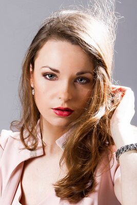 Bild markiert mit: Brunette, Olga Zelenko, Belarusian, Cute, Eyes, Face, Mouth, Safe for work