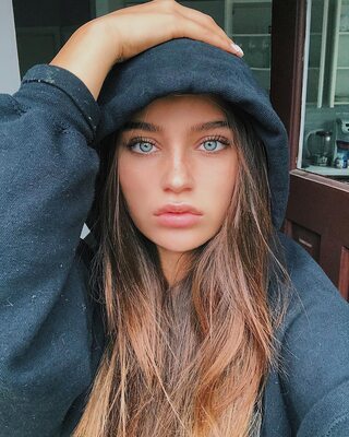 Bild markiert mit: Brunette, Canadian, Eyes, Sophi Knight, Cute, Face, Safe for work