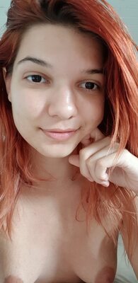 Bild markiert mit: Camgirl, Chaturbate, Jessy loollypop, Redhead, Boobs, Eyes