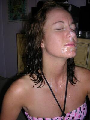 Bild markiert mit: Cumshot, Brunette, Facial