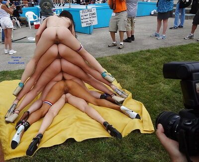 Bild markiert mit: Feet, Legs, Sexy Wallpaper, 6 girls, Ass - Butt, Pussy