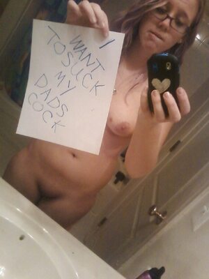 Bild markiert mit: Mirror, Redhead, Selfie, Boobs, Tummy