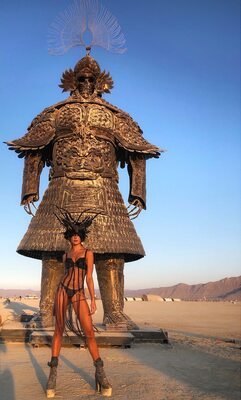 Bild markiert mit: Skinny, Abby Neff, American, Blonde, Legs, Cute