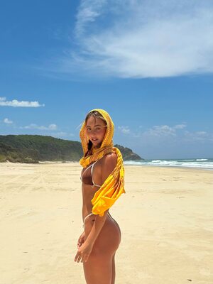 Bild markiert mit: Skinny, Beach, Bikini, Blonde, Eyes, Paula Díez, Ass - Butt, Cute