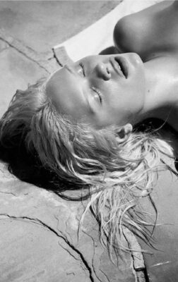 Bild markiert mit: Skinny, American, Black and White, Blonde, Delilah Summer Parillo, Henrik Purienne, Sleeping, Cute, Face, Safe for work