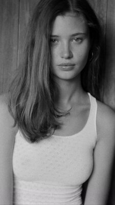 Bild markiert mit: Skinny, Black and White, Brunette, Eyes, Henrik Purienne, Russian, Victoria Kosenkova, Cute, Safe for work, Shy