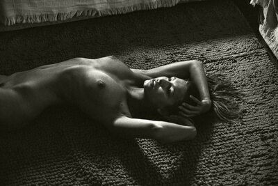 Bild markiert mit: Skinny, Black and White, Brunette, Jörg Billwitz, Marisa Papen, Port de Sant Miquel, Art, Belgian, Cute, Eyes, Sexy Wallpaper, Small Tits, Tummy