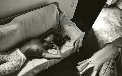 Bild markiert mit: Skinny, Black and White, Brunette, Jörg Billwitz, Marisa Papen, Port de Sant Miquel, Art, Belgian, Cute, Sexy Wallpaper, Small Tits, Tummy