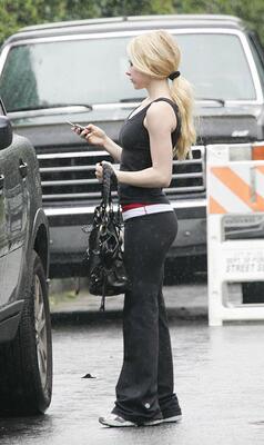 Bild markiert mit: Skinny, Blonde, Avril Lavigne, Celebrity - Star, Safe for work