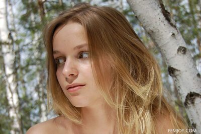Bild markiert mit: Skinny, Blonde, Eyes, Femjoy, Georg, Lizel A - Conny - Maria Uralskaya -  Rebecca Peters, Nature, Russian, Sexy Wallpaper, Timberland, Close-up, Cute, Face, Safe for work