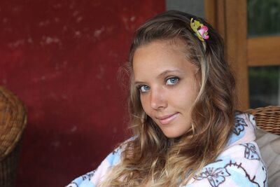 Bild markiert mit: Skinny, Blonde, Eyes, Good Morning, Katya Clover - Mango A, Russian, Sexy Wallpaper, Smiling, X-Art, Cute, Safe for work