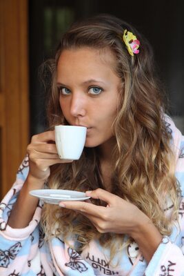 Bild markiert mit: Skinny, Blonde, Eyes, Good Morning, Katya Clover - Mango A, Russian, X-Art, Cute, Safe for work