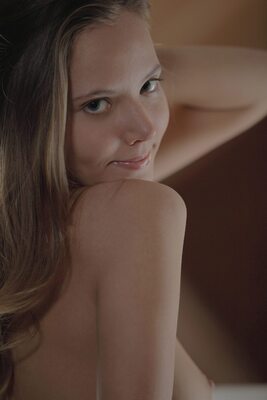 Bild markiert mit: Skinny, Blonde, Eyes, Intimate Experience, Katya Clover - Mango A, Russian, Smiling, X-Art, Cute