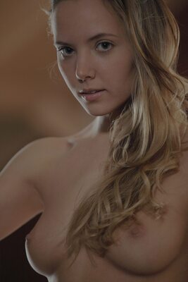 Bild markiert mit: Skinny, Blonde, Eyes, Intimate Experience, Katya Clover - Mango A, Russian, X-Art, Cute