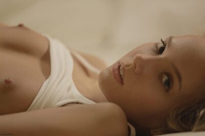 Bild markiert mit: Skinny, Blonde, Eyes, Katya Clover - Mango A, Knock On My Door, Russian, Sexy Wallpaper, X-Art, Cute, Face, Small Tits