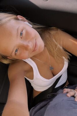 Bild markiert mit: Skinny, Blonde, Eyes, Selfie, Smiling, What is her name, Cute