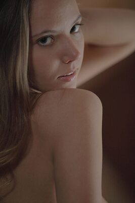 Bild markiert mit: Skinny, Blonde, Intimate Experience, Katya Clover - Mango A, X-Art, Cute, Eyes, Russian, Safe for work