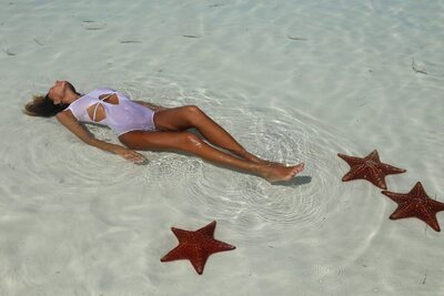 Bild markiert mit: Skinny, Blonde, Katya Clover - Mango A, MET Art, Ydenar, Beach, Legs, Russian, Sexy Wallpaper, Tanned