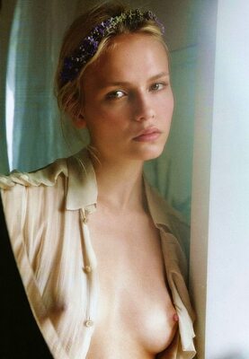 Bild markiert mit: Skinny, Blonde, Natasha Poly, Celebrity - Star, Cute, Eyes, Russian, Small Tits