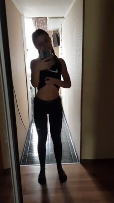 Bild markiert mit: Skinny, Brunette, Camgirl, Chaturbate, MeowMeowMay, OnlyFans, Selfie