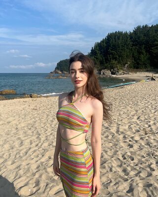 Bild markiert mit: Skinny, Brunette, Dasha Taran, Beach, Cute, Russian, Safe for work, Tummy