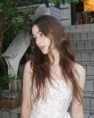 Bild markiert mit: Skinny, Brunette, Dasha Taran, Cute, Eyes, Russian, Safe for work