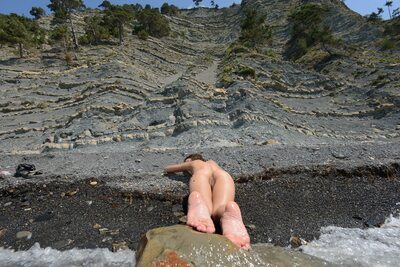 Bild markiert mit: Skinny, Brunette, Foxy Di - Nensi B - Medina U, MET Art, Mikhail Paramonov - Paromov, Nature, Nyuso, Russian