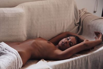 Bild markiert mit: Skinny, Brunette, Jörg Billwitz, Marisa Papen, Port de Sant Miquel, Art, Belgian, Cute, Sexy Wallpaper, Small Tits, Tummy