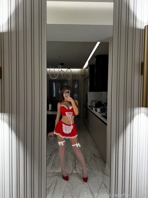 Bild markiert mit: Skinny, Brunette, Lera Buns - Valeriia Makusheva - Valeria Titova, Cute, Eyes, Legs, Lingerie, Mirror, Russian, Selfie, Tummy