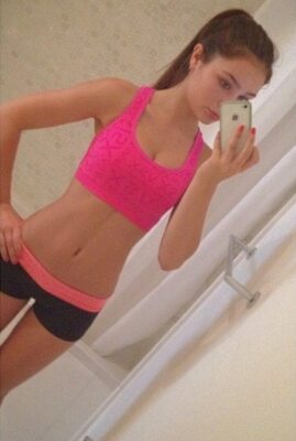 Bild markiert mit: Skinny, Brunette, Canadian, Selfie, Sophi Knight, Cute, Tummy